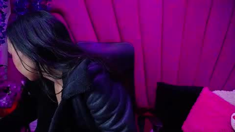 Snapshot of natalia_pinkk chatting on 10.22.25 natalia pinkk online show from 10.22.25