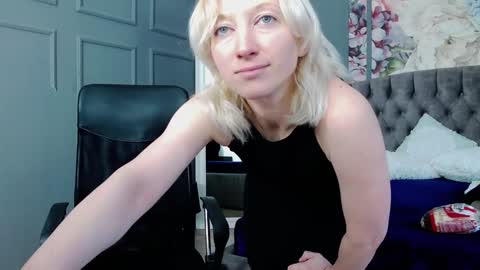 Natalie online show from 12.31.24