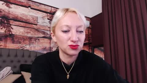 Natalie online show from 11.18.25
