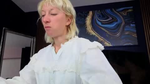 Natalie online show from 05.20.26