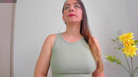 Natalie online show from 12.21.24