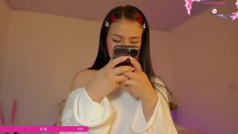 Snapshot of natalie_dream chatting on 09.24.25 natalia online show from 09.24.25