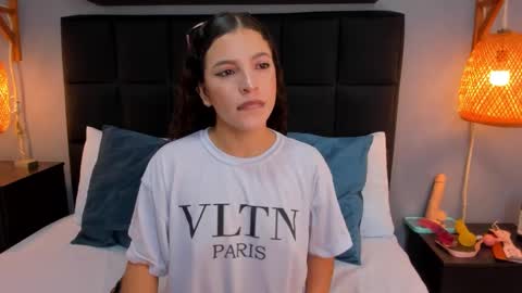 N A T A L I E online show from 11.12.25