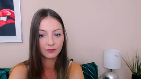 Snapshot of natalie_live chatting on 06.19.26 NatalieSexy online show from 06.19.26