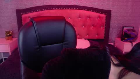 natalie  online show from 02.12.26