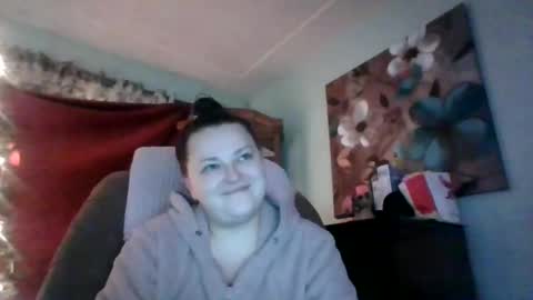 Snapshot of nataliedays chatting on 12.17.24 Natalie online show from 12.17.24