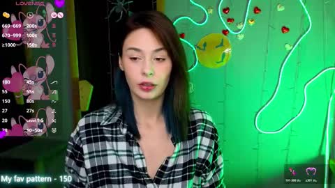 Natali online show from 10.20.25