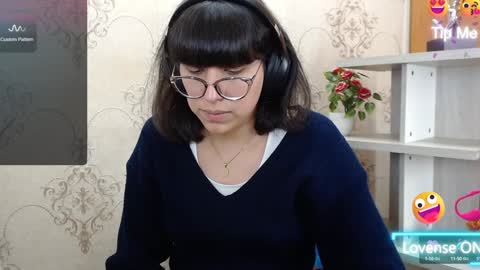 N A T A L Y online show from 12.21.24