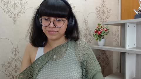 N A T A L Y online show from 01.15.25