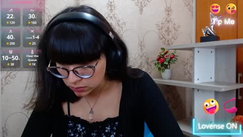 N A T A L Y online show from 01.18.25
