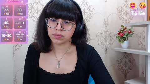 N A T A L Y online show from 01.19.25