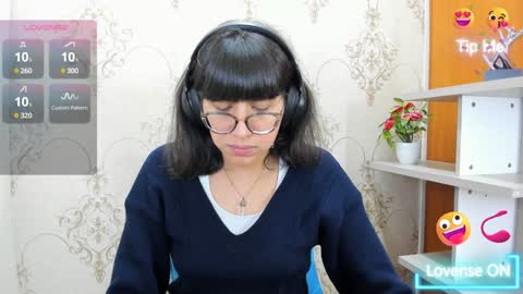 N A T A L Y online show from 01.30.25