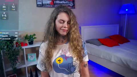 Snapshot of nataly_hello chatting on 02.17.25 Natalie online show from 02.17.25
