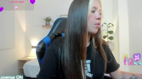 Nataly online show from 04.21.26