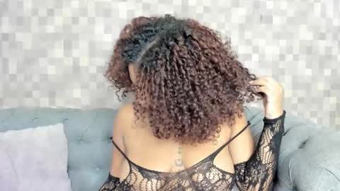 Naty online show from 10.24.25