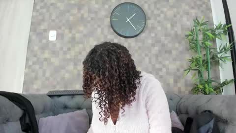 Naty online show from 11.16.25