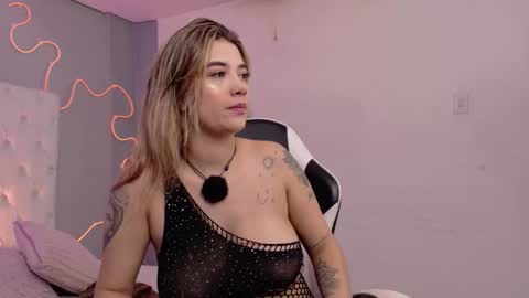 Snapshot of natasha__black chatting on 03.26.26 Natasha online show from 03.26.26