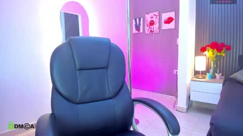 natasha online show from 04.15.26