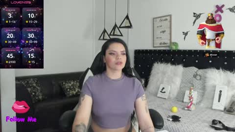Snapshot of natasha__logan chatting on 12.27.24 Natasha online show from 12.27.24