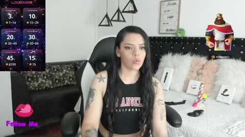 Snapshot of natasha__logan chatting on 02.08.25 Natasha online show from 02.08.25