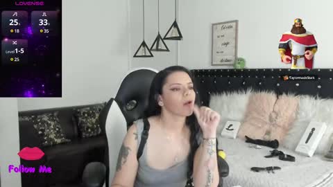 Snapshot of natasha__logan chatting on 03.09.25 Natasha online show from 03.09.25