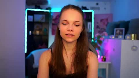 Snapshot of natasha__malkova chatting on 01.16.25 natasha__malkova online show from 01.16.25