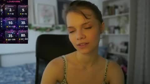 Snapshot of natasha__malkova chatting on 10.28.25 natasha__malkova online show from 10.28.25