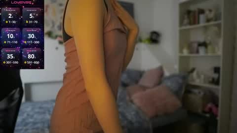 Snapshot of natasha__malkova chatting on 11.01.25 natasha__malkova online show from 11.01.25