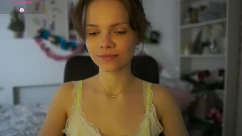 Snapshot of natasha__malkova chatting on 12.15.25 natasha__malkova online show from 12.15.25