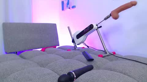 Natasha online show from 12.16.25