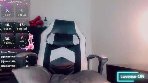 natasha_clifford online show from 01.08.26