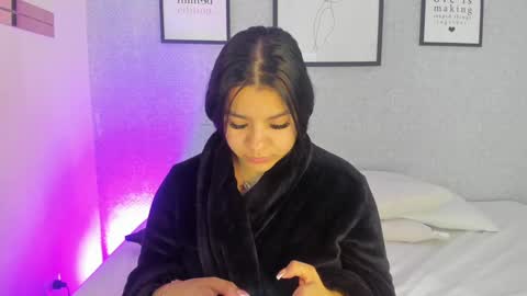 Snapshot of natasha_harpper chatting on 01.16.25 Natasha online show from 01.16.25