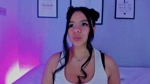 Snapshot of natasha_harpper chatting on 01.24.25 Natasha online show from 01.24.25