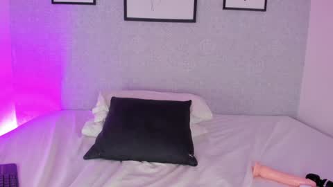 Snapshot of natasha_harpper chatting on 01.24.25 Natasha online show from 01.24.25