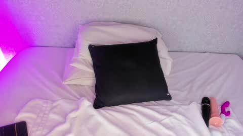 Snapshot of natasha_harpper chatting on 01.27.25 Natasha online show from 01.27.25