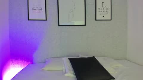 Snapshot of natasha_harpper chatting on 02.01.25 Natasha online show from 02.01.25