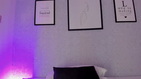 Snapshot of natasha_harpper chatting on 02.01.25 Natasha online show from 02.01.25