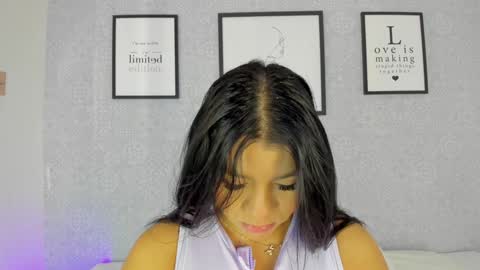 Snapshot of natasha_harpper chatting on 02.04.25 Natasha online show from 02.04.25