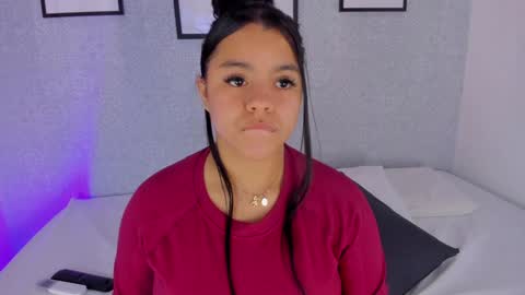 Snapshot of natasha_harpper chatting on 02.05.25 Natasha online show from 02.05.25