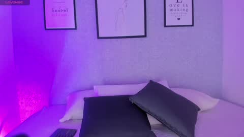 Snapshot of natasha_harpper chatting on 02.28.25 Natasha online show from 02.28.25