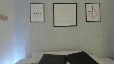 Snapshot of natasha_harpper chatting on 10.02.25 Natasha online show from 10.02.25