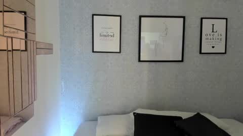 Snapshot of natasha_harpper chatting on 10.03.25 Natasha online show from 10.03.25