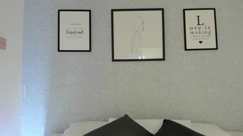 Snapshot of natasha_harpper chatting on 10.08.25 Natasha online show from 10.08.25