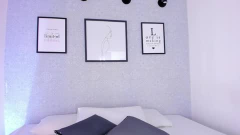 Snapshot of natasha_harpper chatting on 10.15.25 Natasha online show from 10.15.25