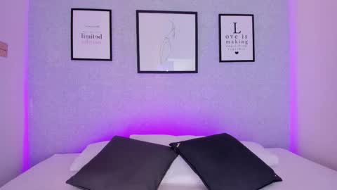 Snapshot of natasha_harpper chatting on 11.12.25 Natasha online show from 11.12.25