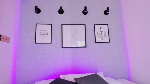 Snapshot of natasha_harpper chatting on 11.13.25 Natasha online show from 11.13.25