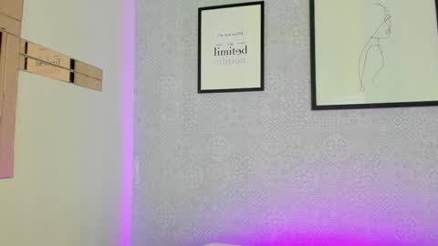 Snapshot of natasha_harpper chatting on 11.27.25 Natasha online show from 11.27.25