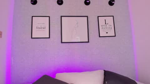  Natasha  online show from 12.17.25