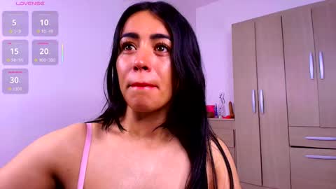 Snapshot of natasha_klump chatting on 11.22.25 natasha_klump online show from 11.22.25