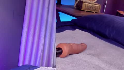 Snapshot of natasha_rave_ chatting on 09.11.25 Natasha 3 online show from 09.11.25